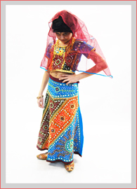 http://www.maskaradka.ru/images/kostiumy_india/costume_1_1.jpg